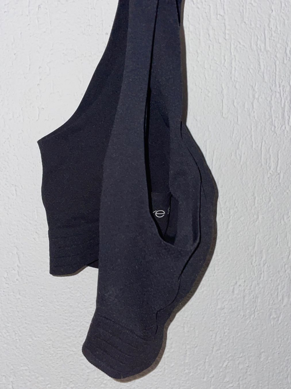 H&M Tops: ALLES RAUS Sport-BH – Gebraucht aus Kloten von simones.thriftshop 7