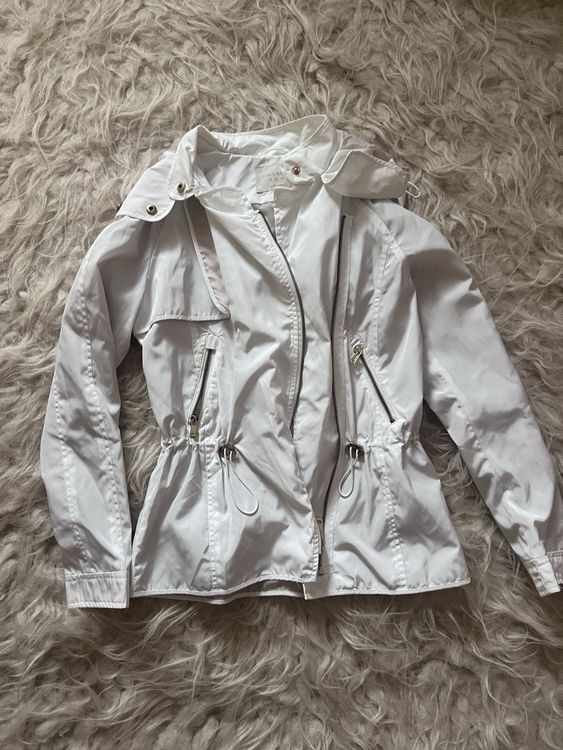 Zara Vestes: Weisse Jacke ZARA xs – D'occasion à Neuhaus SG par bernike