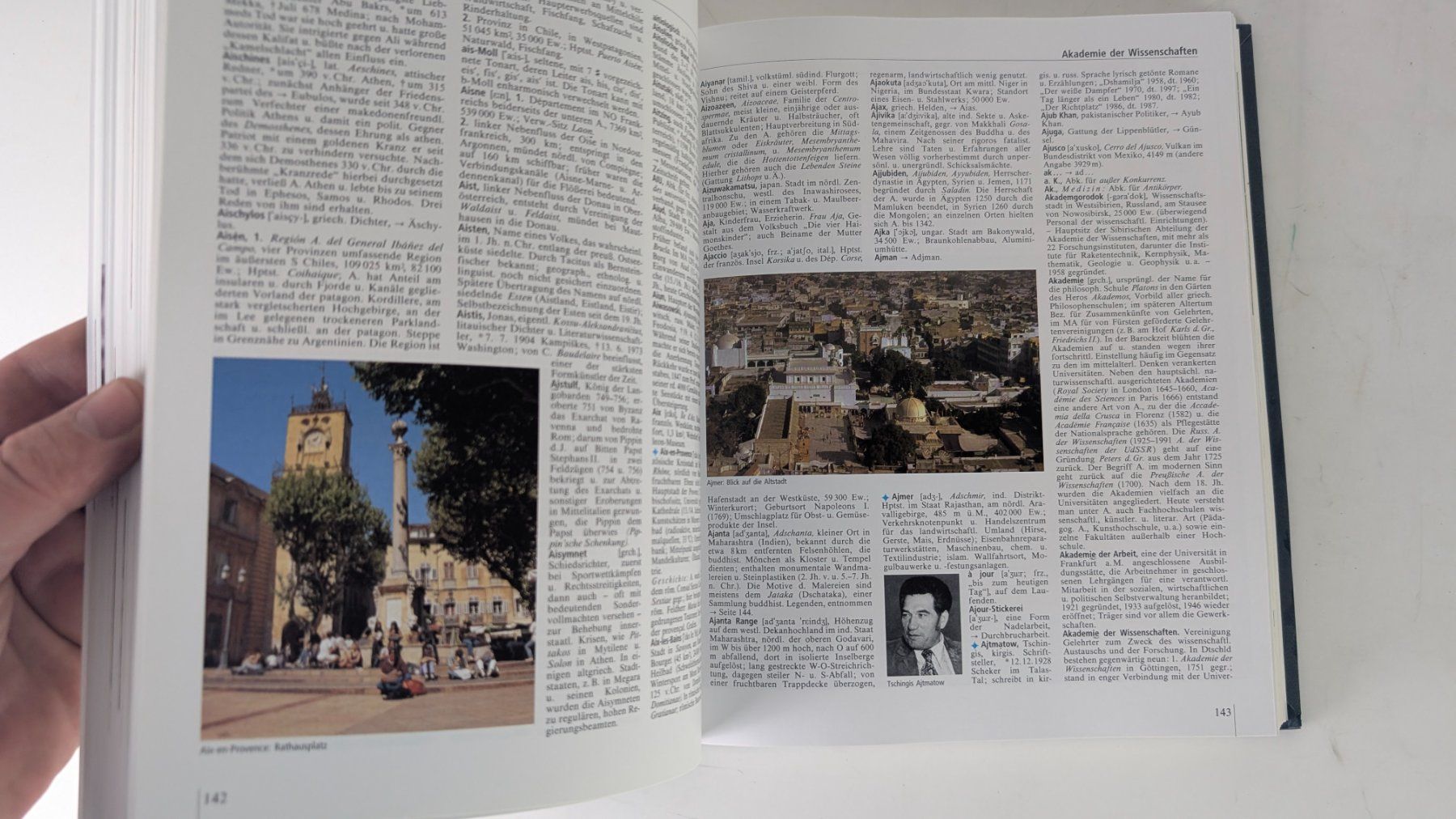 Libri: Reader's Digest Universal-Lexikon komplett, 18 Bände – Usato da Zürich venduto da 1.Simon 5