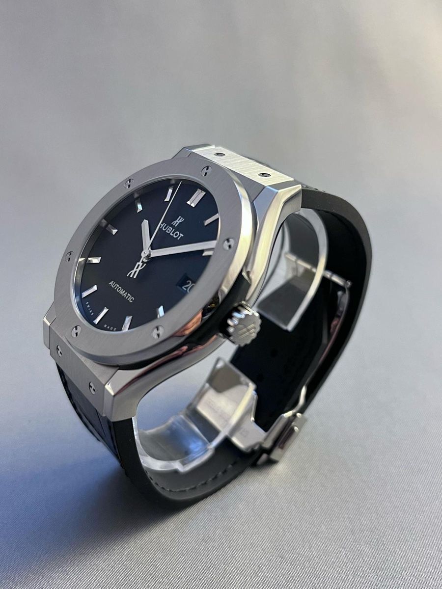 Hublot Uhren: Hublot Classic Fusion Titanium – Neu und originalverpackt aus Nyon von GenevaLuxuryWatches 2