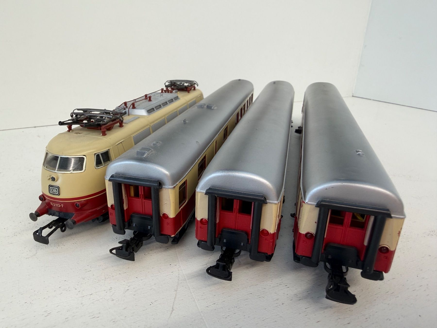 Märklin Modellini di ferrovie: Märklin TEE Zugpackung 2852 mit DB BR 103 – Usato da Büsserach venduto da ModellbahnDepot 6