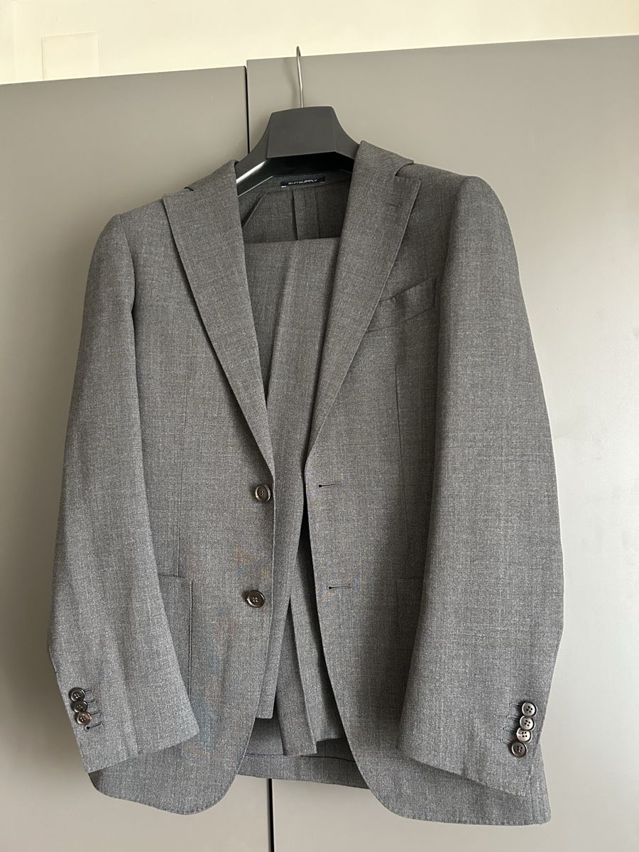 Suitsupply Anzüge: Suitsupply Suit – Gebraucht aus St. Gallen von meh_2tdn