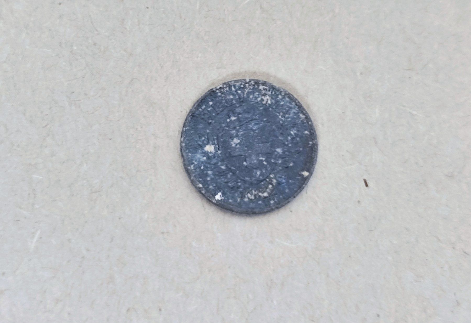 Alle Münzen: Pièce de 1 centime Suisse 1942 – Gebraucht aus Carouge GE von for_8yym