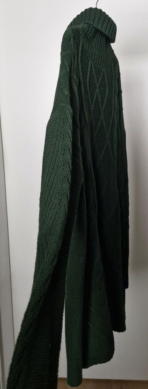 Pullover & Sweatshirts: Dunkelgrüner Strickpullover mit Rollkragen, Grösse M – Neu (gemäss Beschreibung) aus Grenchen von Arga.11 1
