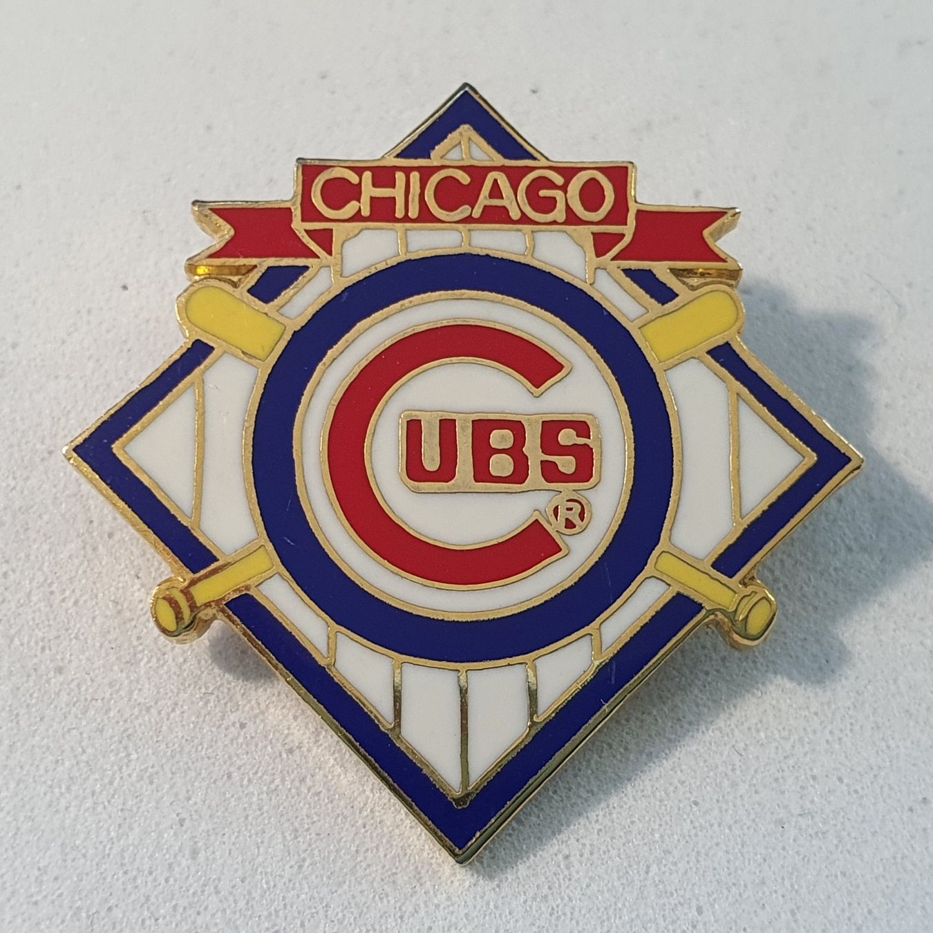 Placchette & Badge: Z628 - Pin MLB CHICAGO CUBS Baseball Logo – Usato da Reinach BL venduto da Boston-Verkauf