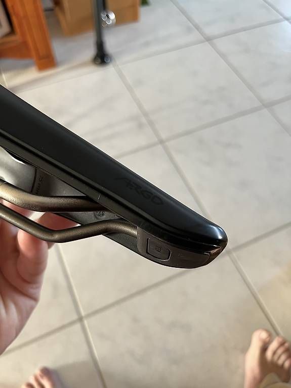 Ersatzteile: Fizik Tempo Argo R3 Sattel – Gebraucht aus Dübendorf von sch_2fhz 4
