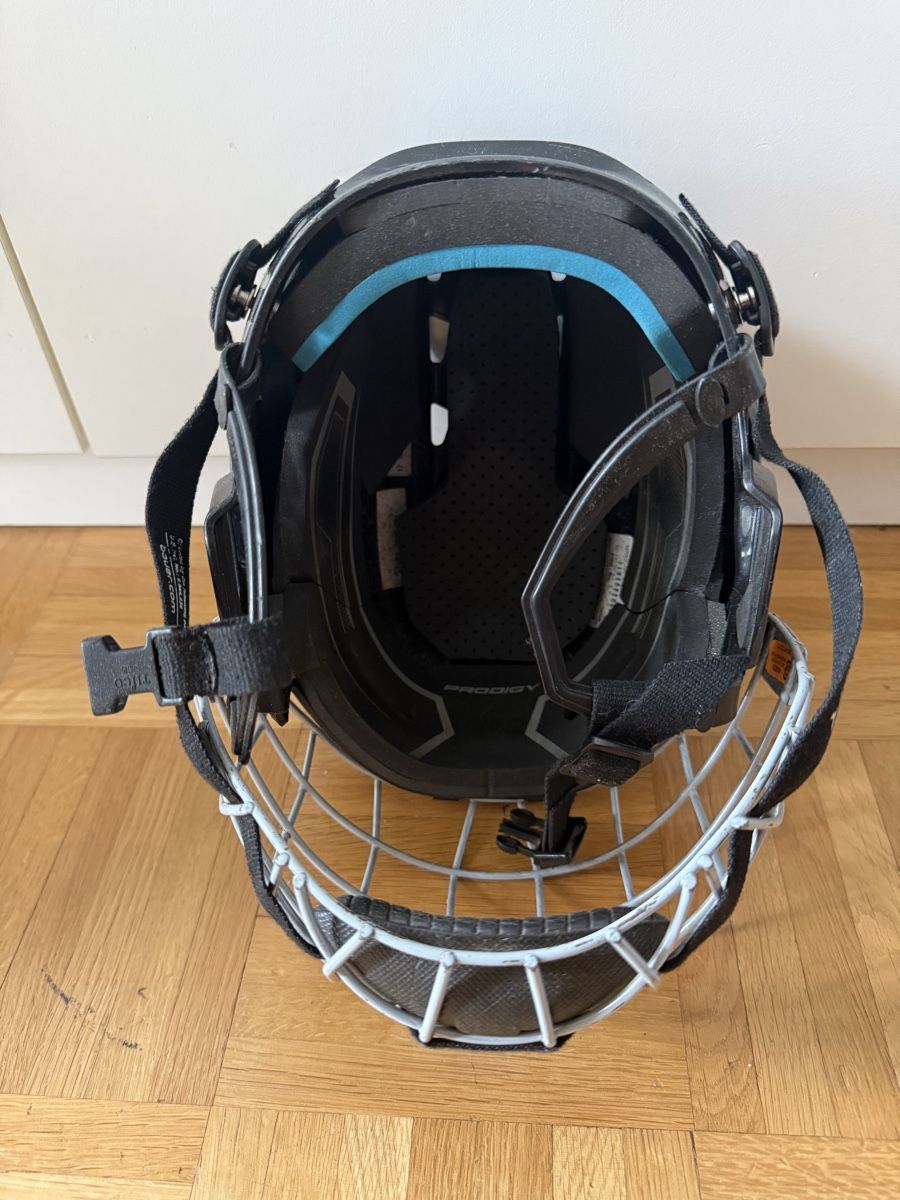 Bauer Caschi: Bauer Eishockey Helm mit Gitter, Grösse YTH – Usato da Au (ZH) venduto da Arbeitsameise 2