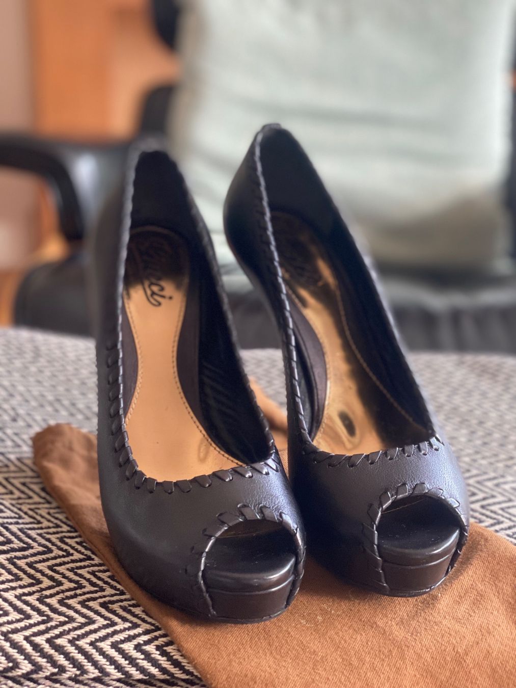 Gucci Scarpe da donna: Gucci Plateau Heels – Usato da Uster venduto da Charis5 4