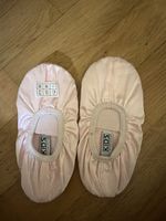 Ballettschläppchen Kids rosa Stoff Grösse 28 neuwertig