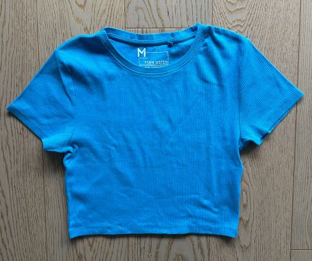 4er Set T-Shirts Grösse M, Top Zustand!