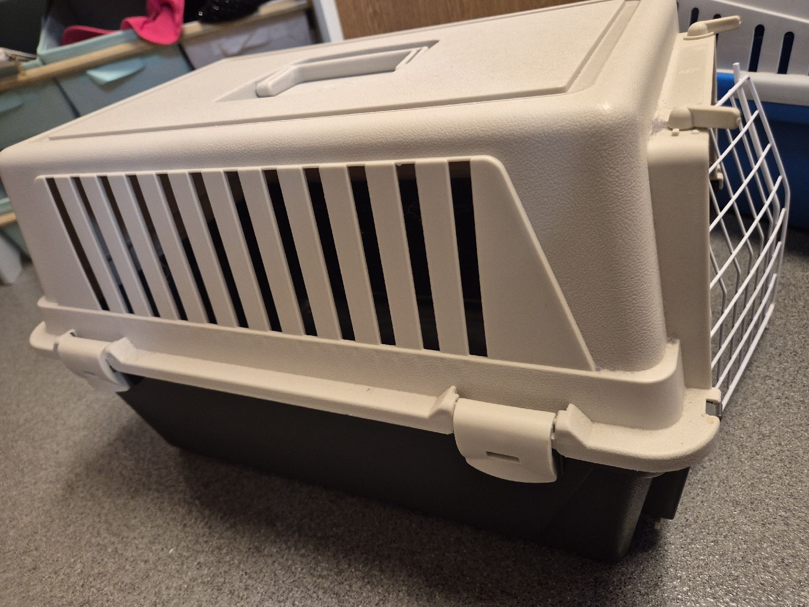 Niches, paniers: Transportbox Katze – D'occasion à Ebikon par Familiekunterbunt 1