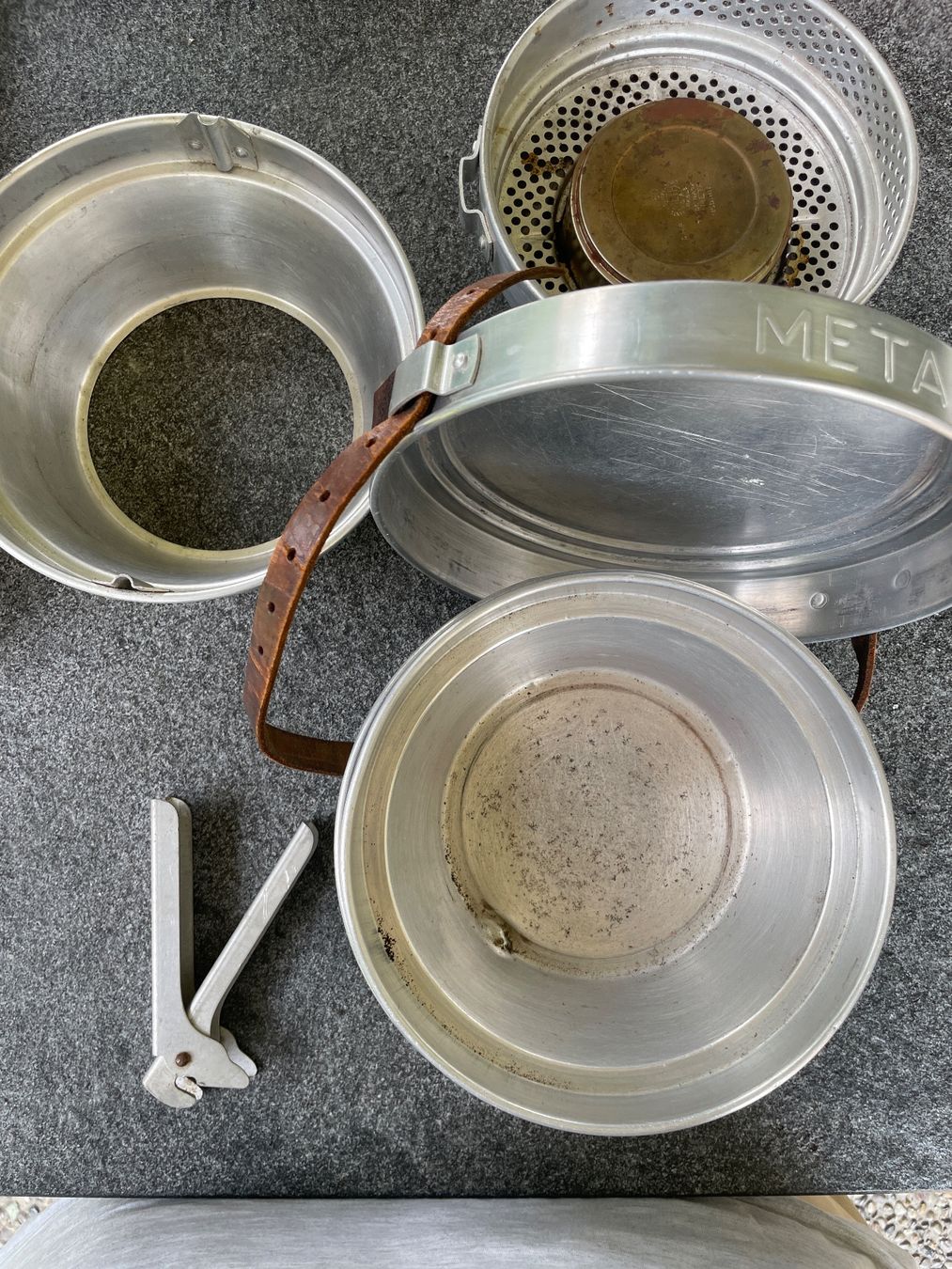 Elettrodomestici da cucina: Antiker Camping-Kocher von Schweizer Armee Meta - 50 Basel – Usato da Winterthur venduto da cheerio97 5