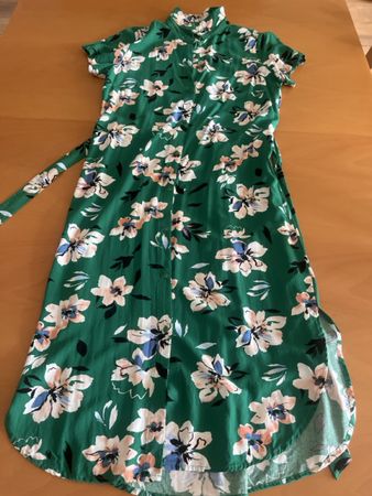 ANNA FIELD Kleid gruen Blumenmuster Groesse S neu