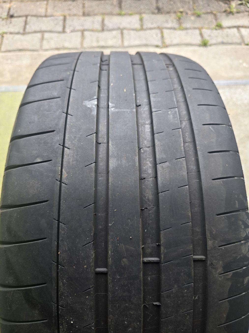 Tutti pezzi di ricambio auto: Michelin 265 30 21 Sommerreifen – Usato da Zuzwil SG venduto da Han_ku