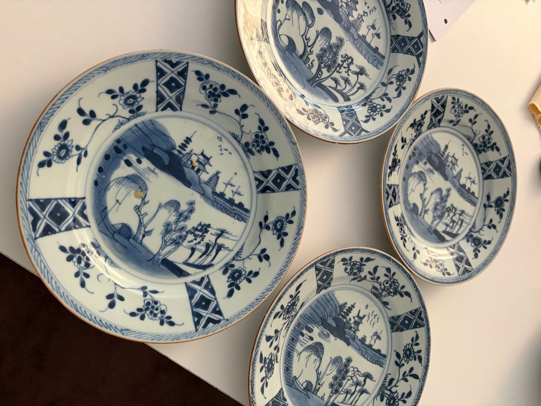 Piatti: 4x verzierte Teller - China – Usato da Zürich venduto da Michel1896 2
