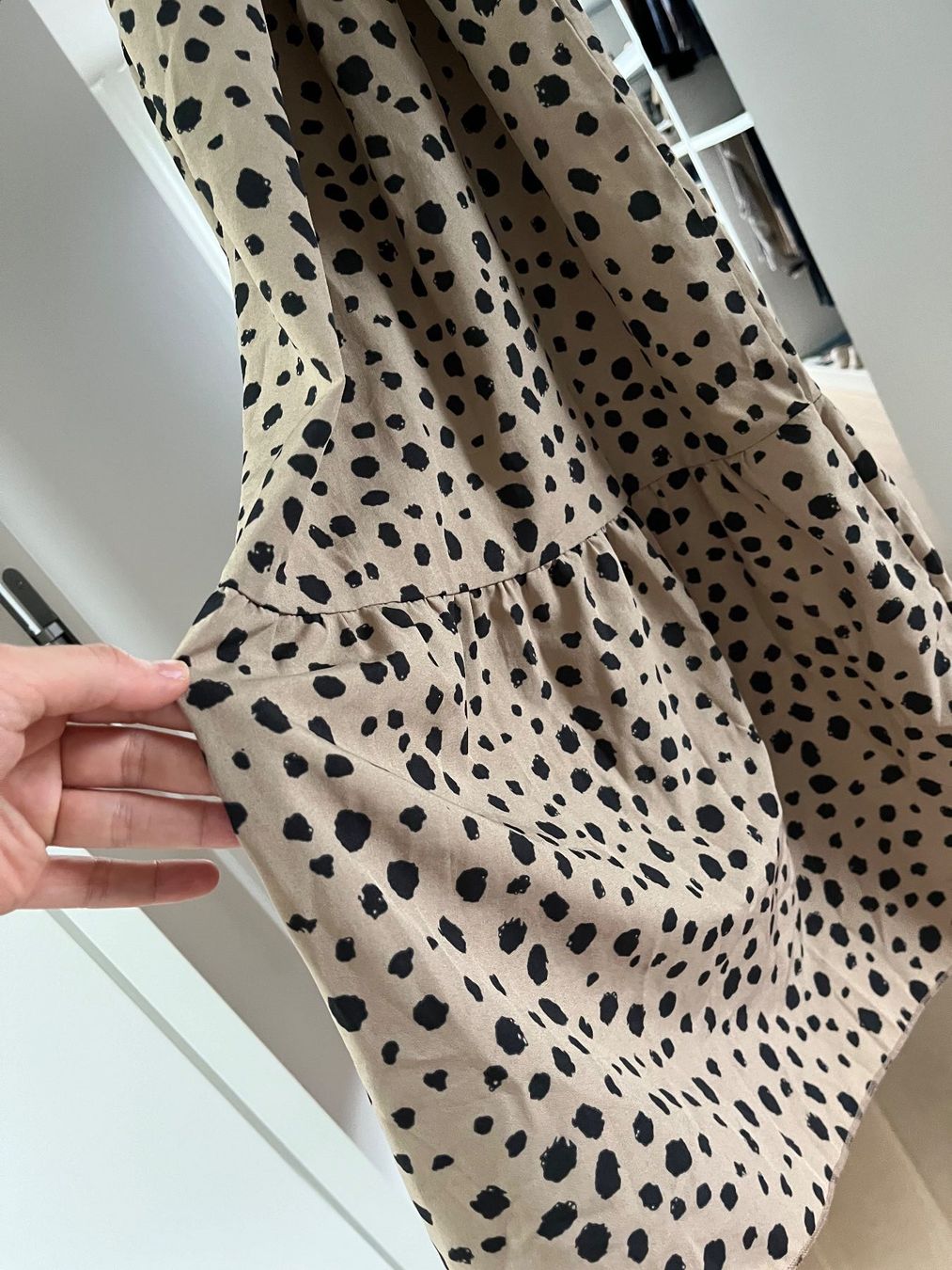 Vestiti: Elegantes Kleid mit Pünktchen, Lang – Usato da Uitikon Waldegg venduto da YRH 1
