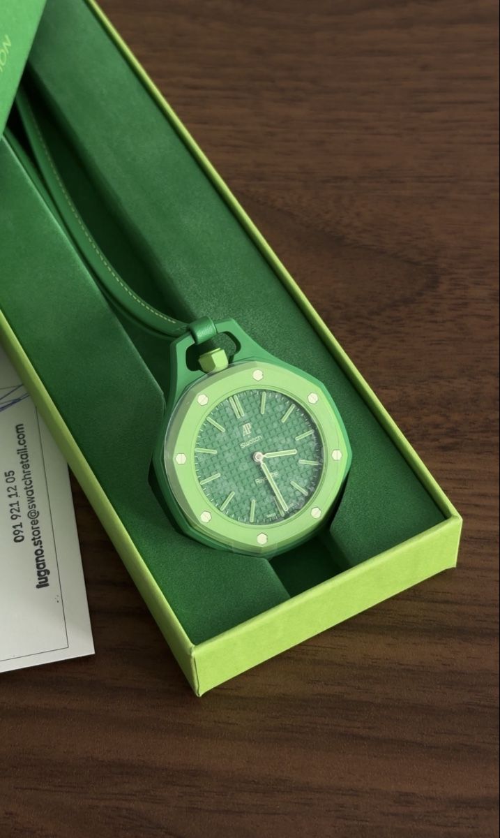 Swatch Orologi: Audemars Piguet x Swatch watch – Nuovo e nell'imballaggio originale da Paradiso venduto da viorea 4