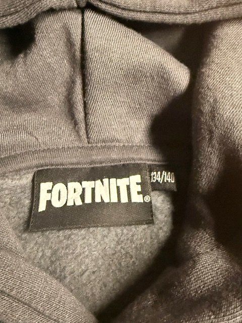 Pulls & Sweat-shirts: Fortnite Pullover Neu 134 – Neuf (Voir description) à Lömmenschwil par classico01 2