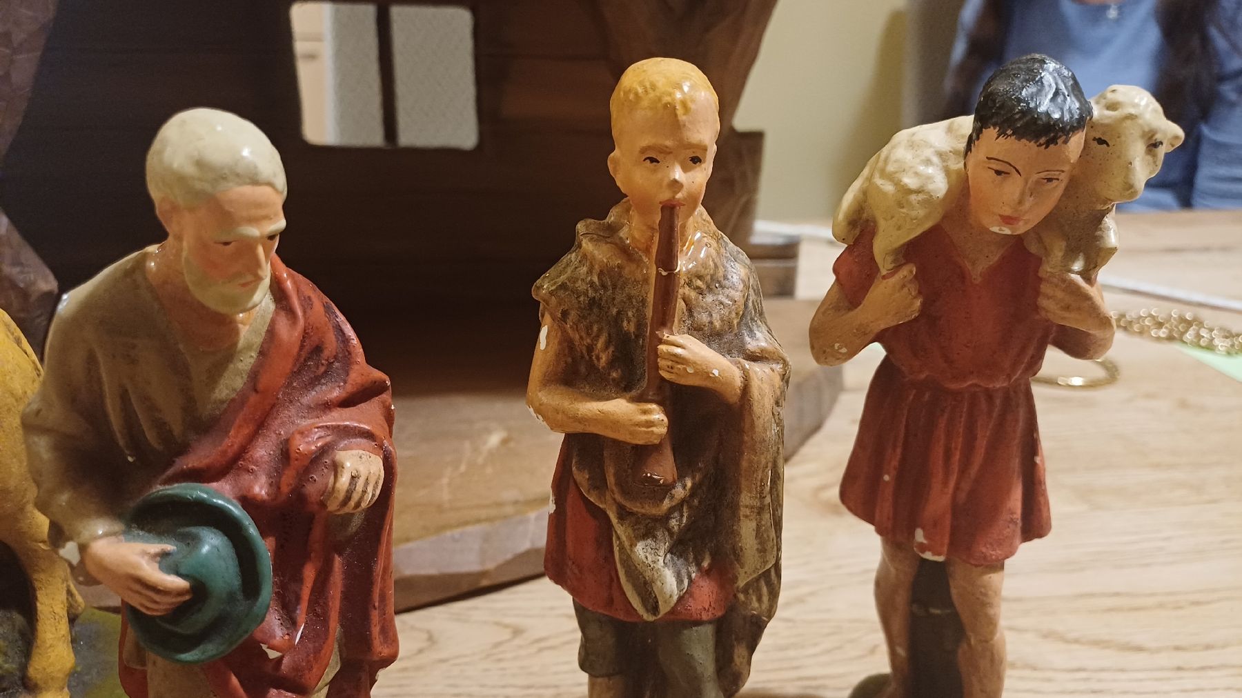 Figuren: Antike  Krippenfiguren – Gebraucht aus Flawil von Naphtali 3