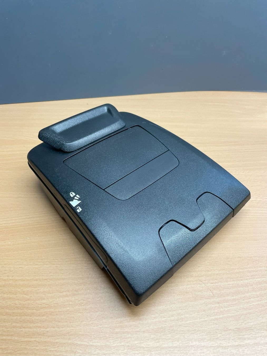Fiat Sonstiges Fahrzeugzubehör: Fiat Ducato Original Tablet-Halterung – Gebraucht aus Bellach von