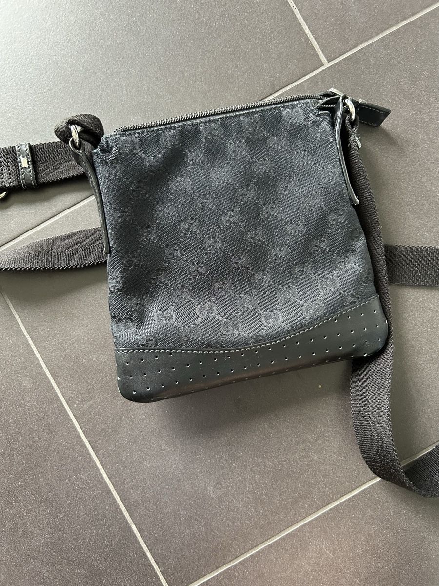 Gucci Borse: Gucci Handtasche schwarz – Usato da Basel venduto da kitu 4