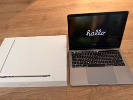 APPLE MacBook Pro Touch Bar 2019/20 13.3 512 GB
