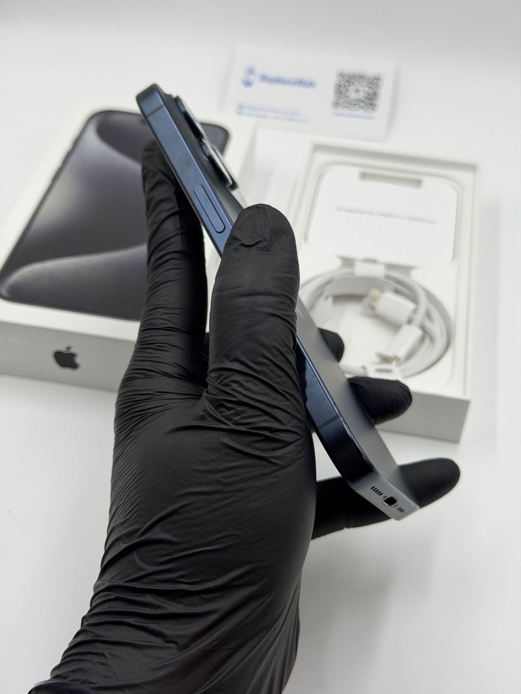 Apple Telefoni cellulari / Smartphones: Apple iPhone 15 Pro Max - 512 GB – Usato da Campocologno venduto da ReplaceHub 1
