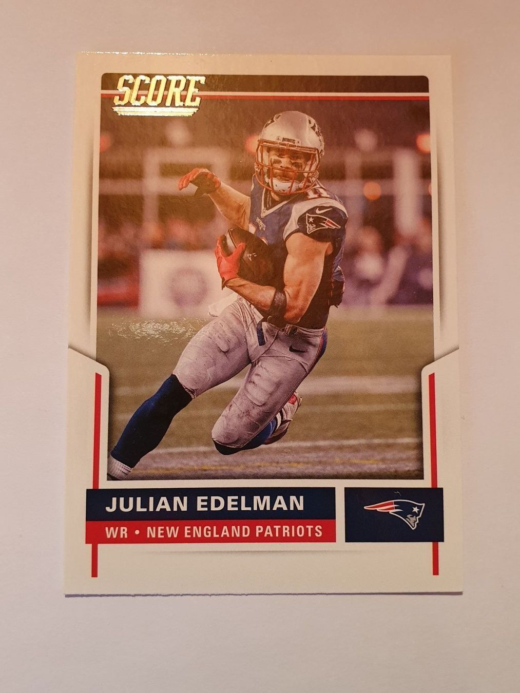 Panini Carte collezionabili: Edelman NFL Patriots Panini 2017 Score – Usato da Oberdorf BL venduto da BaldenEagle
