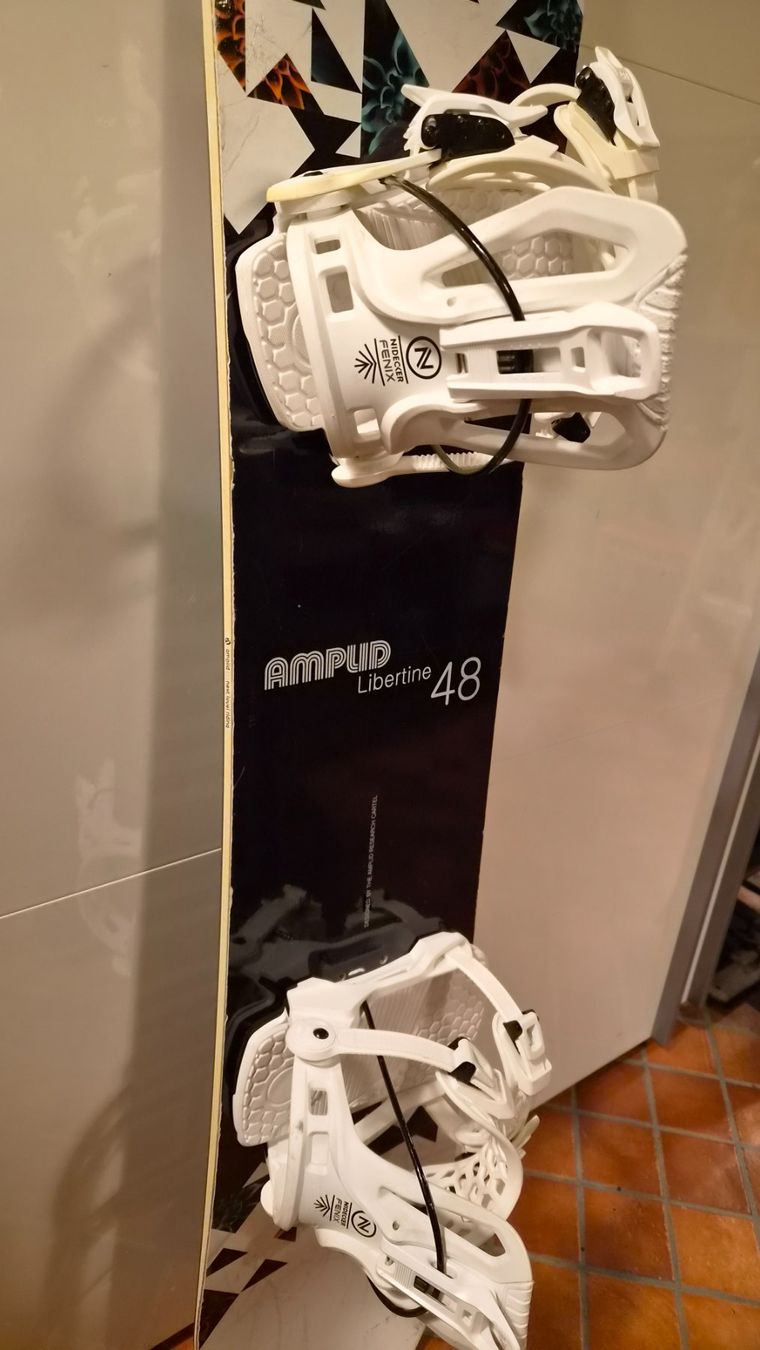 Boards: Amplid Snowboard 140cm inkl. Bindung – D'occasion à Oberrieden par Raja011 4