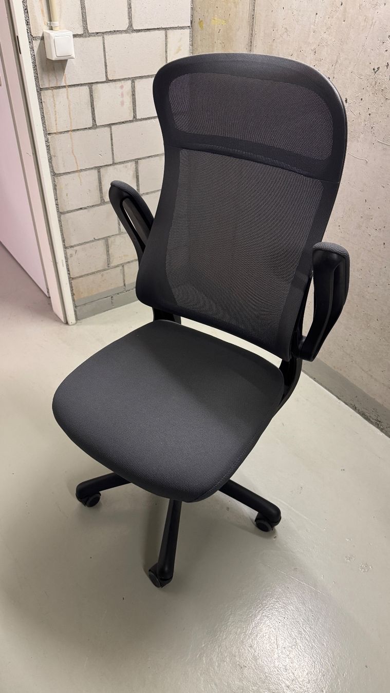 Conforama Sedie: Bürosessel GREY Mesh – Usato da Buchs AG venduto da onoma 2
