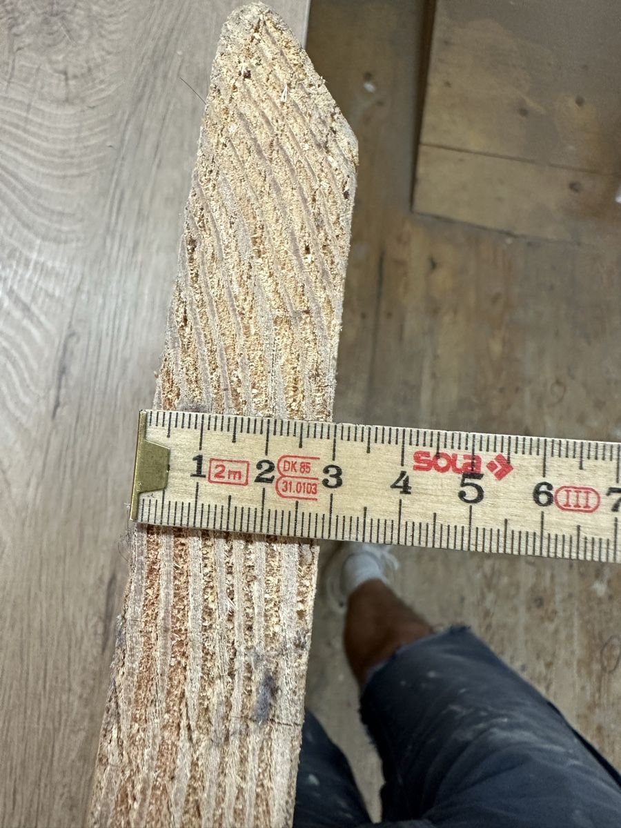 Articoli in legno: Holzbrett 120cm lang – Usato da Niederuzwil venduto da gullipulli 2