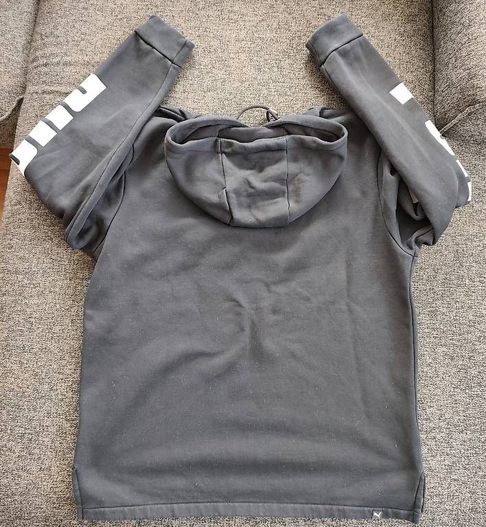 Pulls & Sweat-shirts: Puma Kapuzenpullover M - 48/50 – D'occasion à Oberkulm par FairTreasures 3
