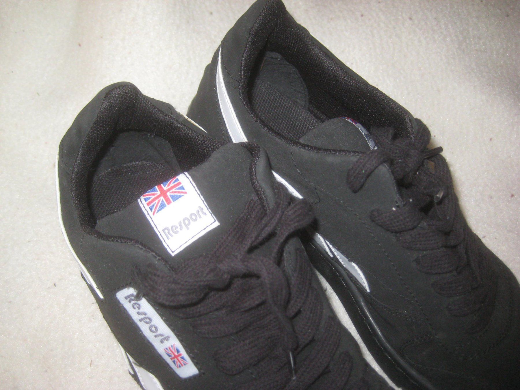 Scarpe da uomo: HERREN   LAUFSCHUHEN – Nuovo (secondo la descrizione) da Uster venduto da flocke1 1