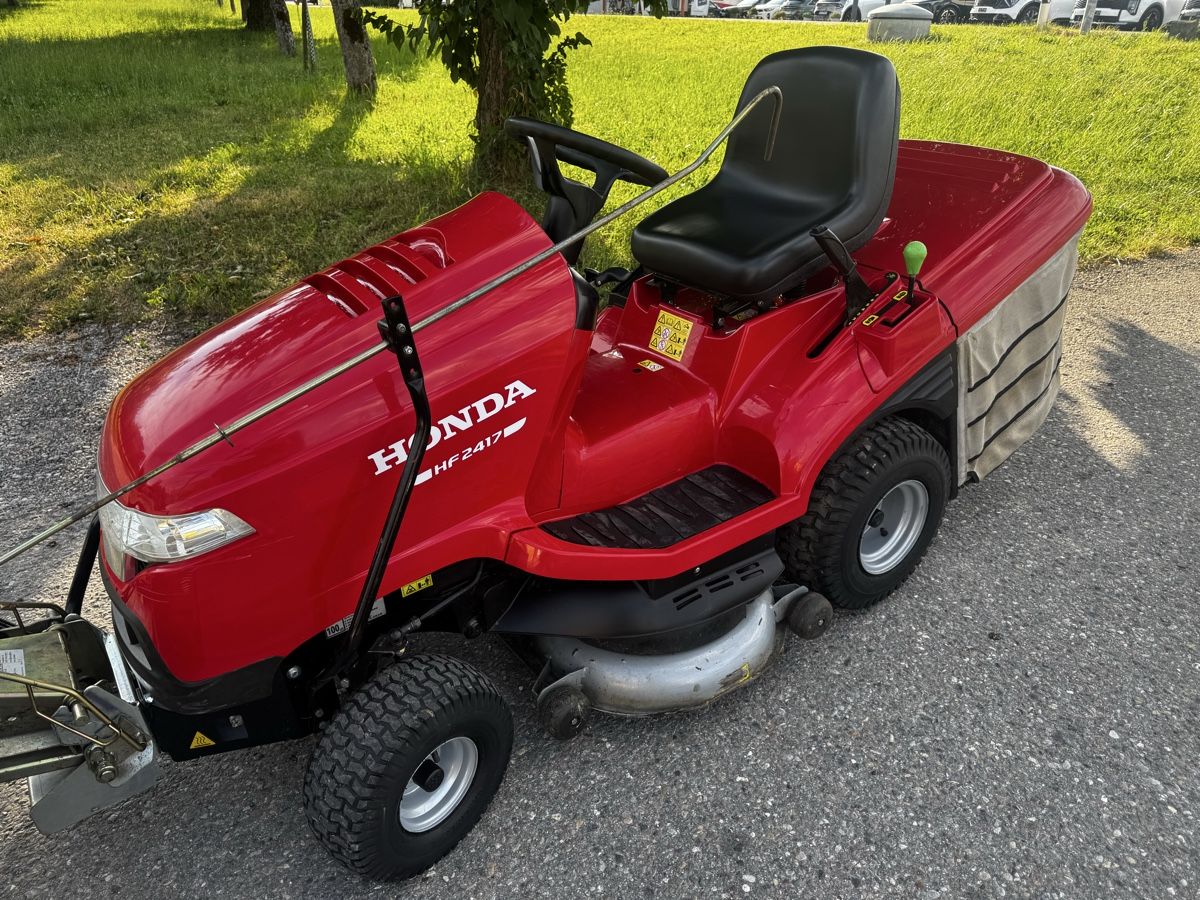 Honda Tagliaerba: Rasentraktor Honda 2417 mit Schneepflug – Usato da Niederuzwil venduto da Michael1990_ 5