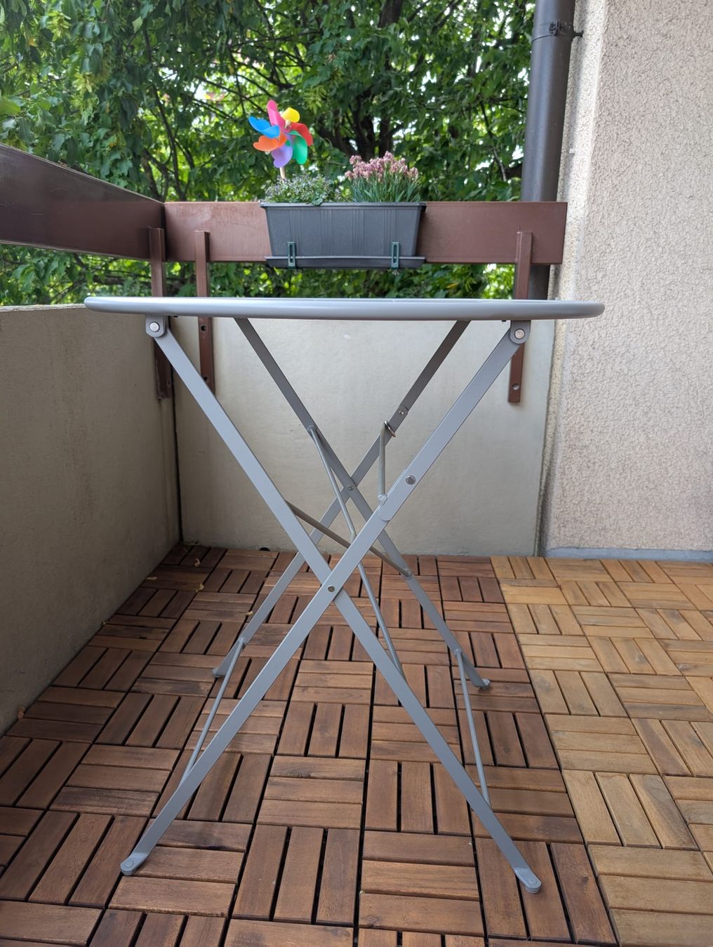 Ikea Tables:  Klappbarer Gartentisch  – D'occasion à Niederuzwil par mel_whb7 1