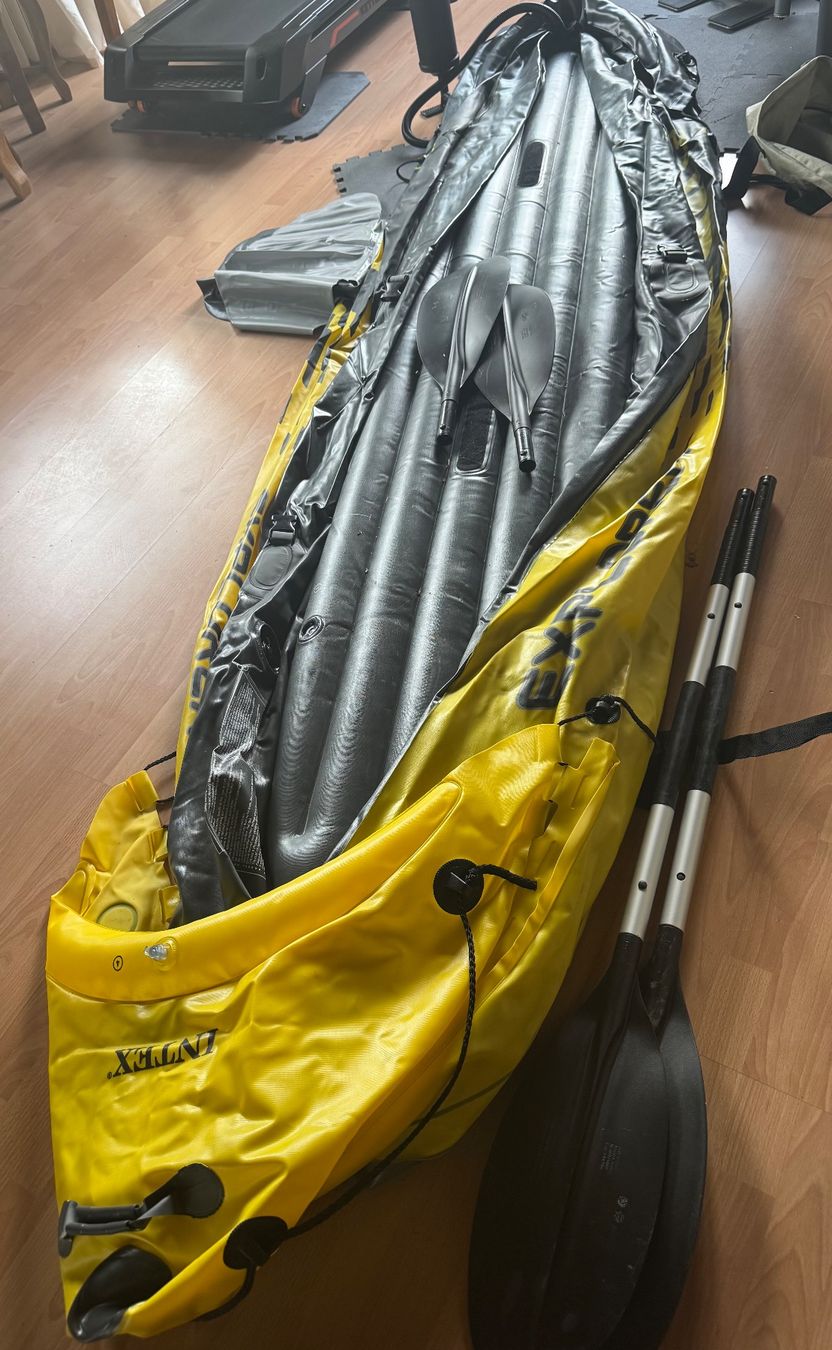 Barche: Intex Challenger Schlauchboot mit Paddel und Pumpe – Usato da Kilchberg ZH venduto da ilo_h75n 2