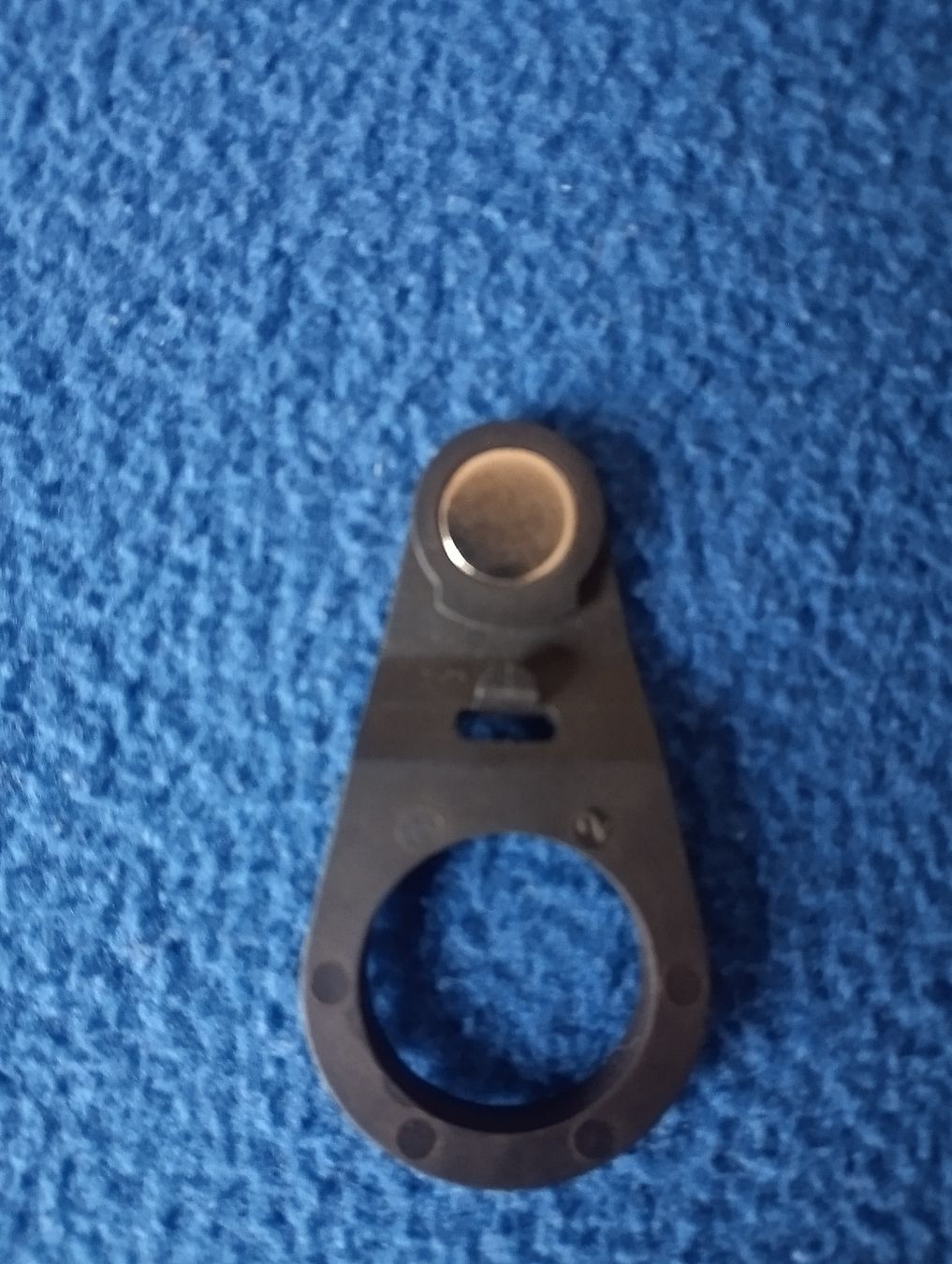 Bosch Pezzi di ricambio: Bosch Magnet Centerlock Geschwindigkeitsenzor – Usato da Basel venduto da Mippo131 2