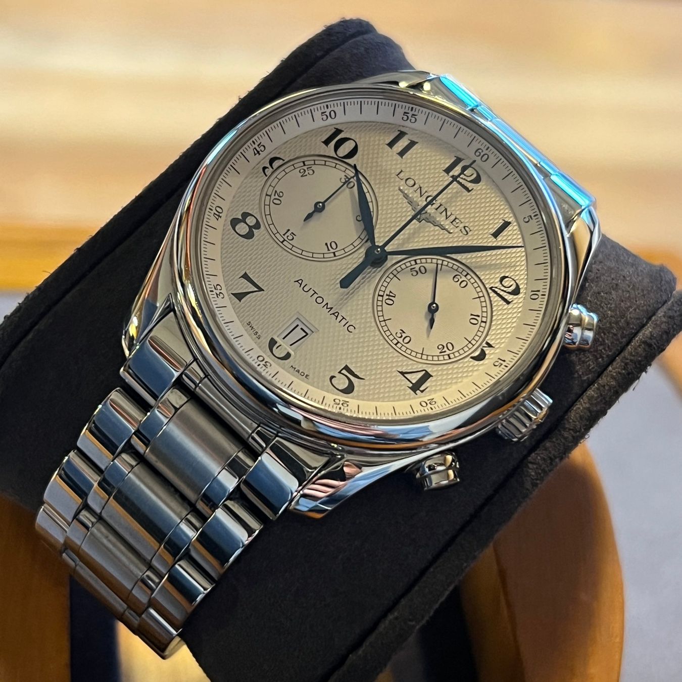 Longines Uhren: Longines Master Collection Chronograph Automatic Silver Dial – Gebraucht aus Carouge GE von Watchaser 8