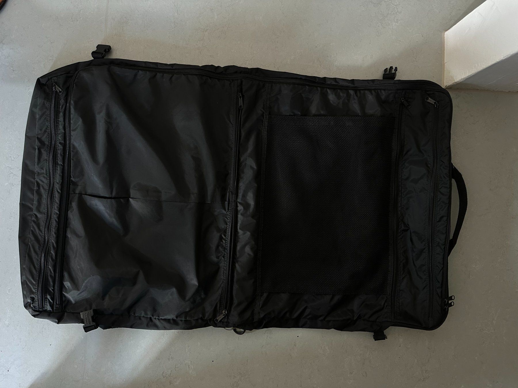 Borse: Kleidersack – Usato da Winterthur venduto da yum_jz55 1