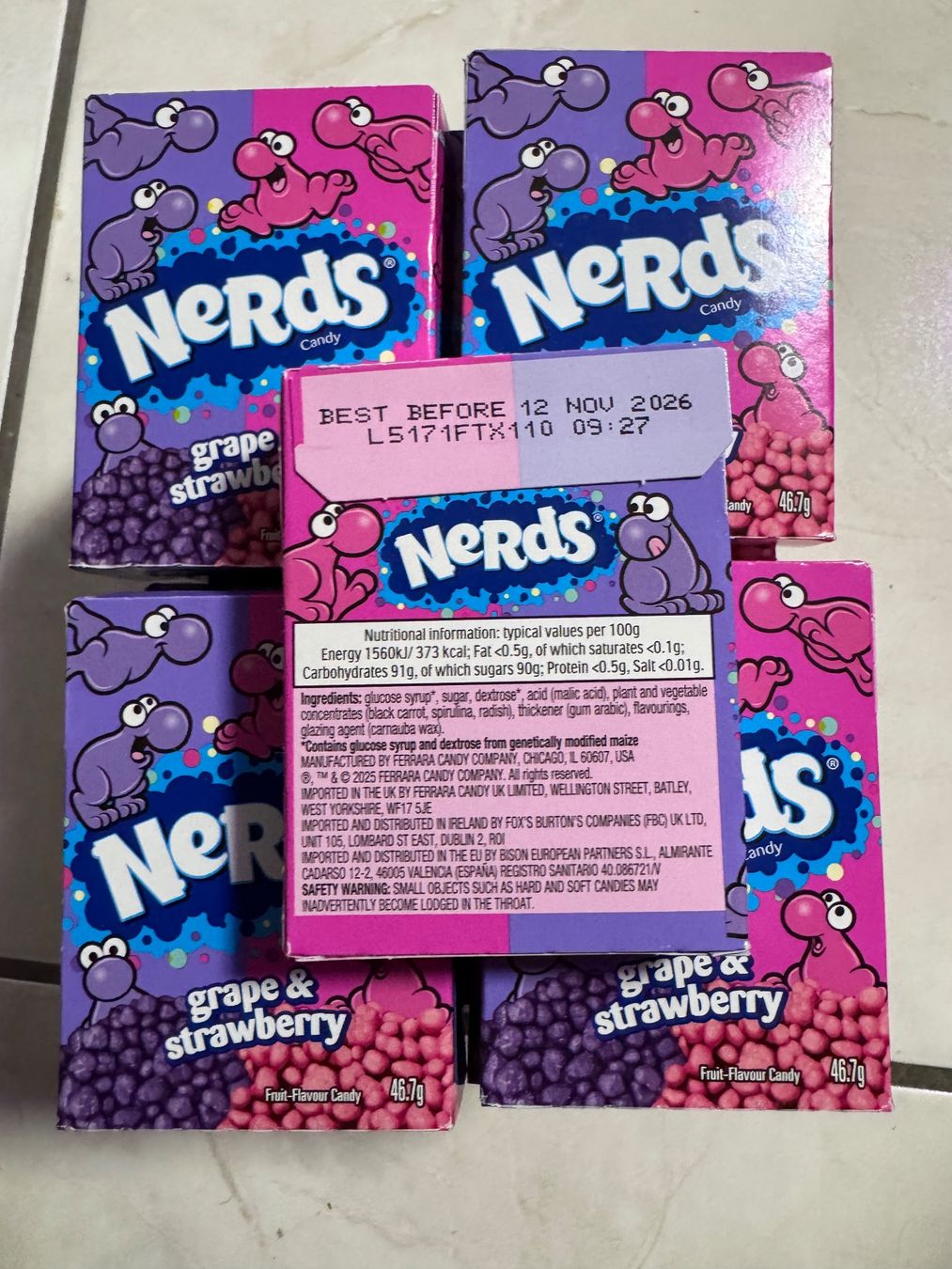 Aliments & Spécialités: 32x Nerds Grape & Strawberry 46.7g – Neuf avec emballage d'origine à Zunzgen par noa_wd92 1