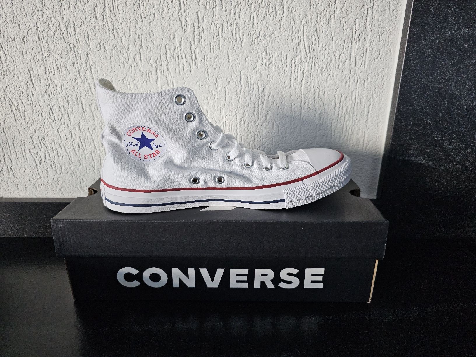 Converse Scarpe da uomo: Neuves Converse All Star taille 41 – Nuovo e nell'imballaggio originale da Attalens venduto da mar_rq8k