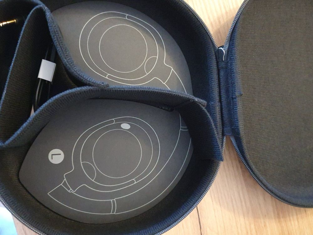 Sony Kopfhörer: Kopfhörer Sony   ULT WEAR mit OVP – Neu (gemäss Beschreibung) aus Klingnau von Fee1960 1