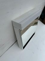 Spiegelschrank