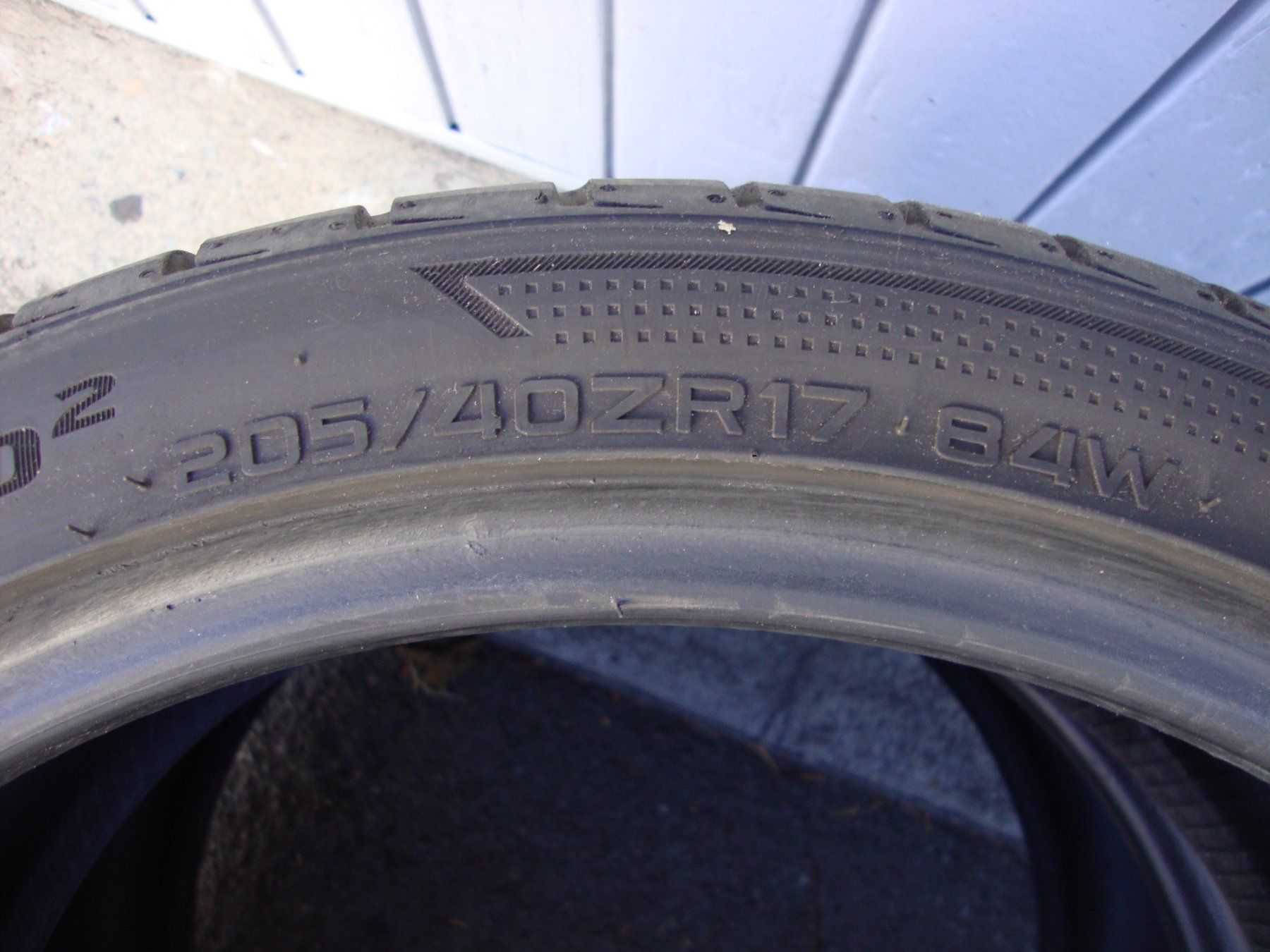 Hankook Pneumatici & Ruote complete: Sommerreifen  205/40/17 – Usato da Thun venduto da Velo-7 4
