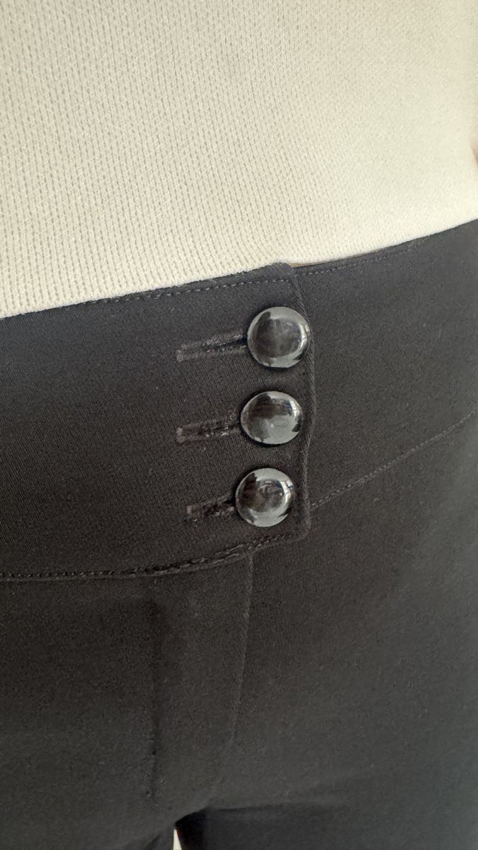 Hosen: Damen Hose Schwarz Grösse M – Gebraucht aus Altendorf von Ro 5