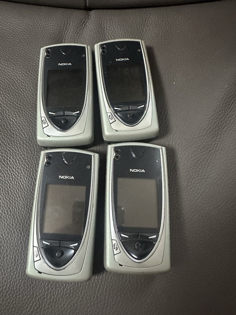 Nokia Handys / Smartphones: Nokia Handy 4x – Defekt aus Heerbrugg von Amazon38