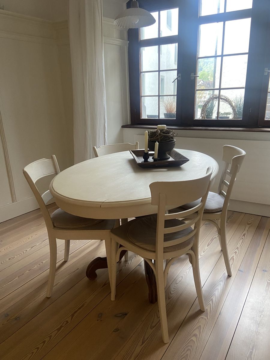 Tavoli: Massiver Holztisch – Usato da Schaffhausen venduto da anouk2 1