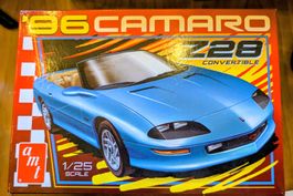 Maquette plastique Chevrolet Camaro Z28 1996 AMT 1/25