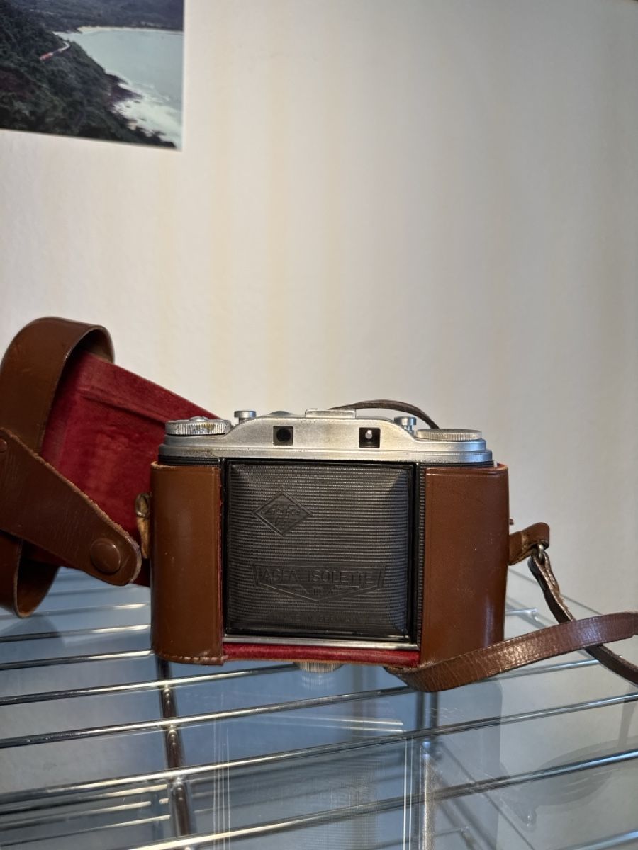 Agfa Appareil photo: Agfa Isolette iii Record Kamera mit Ledertasche – D'occasion à Basel par fgr_yq8w 4
