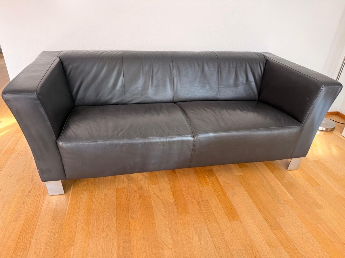 Sofas: Schwarzes Ledersofa – Gebraucht aus Liebefeld von Topina16 1